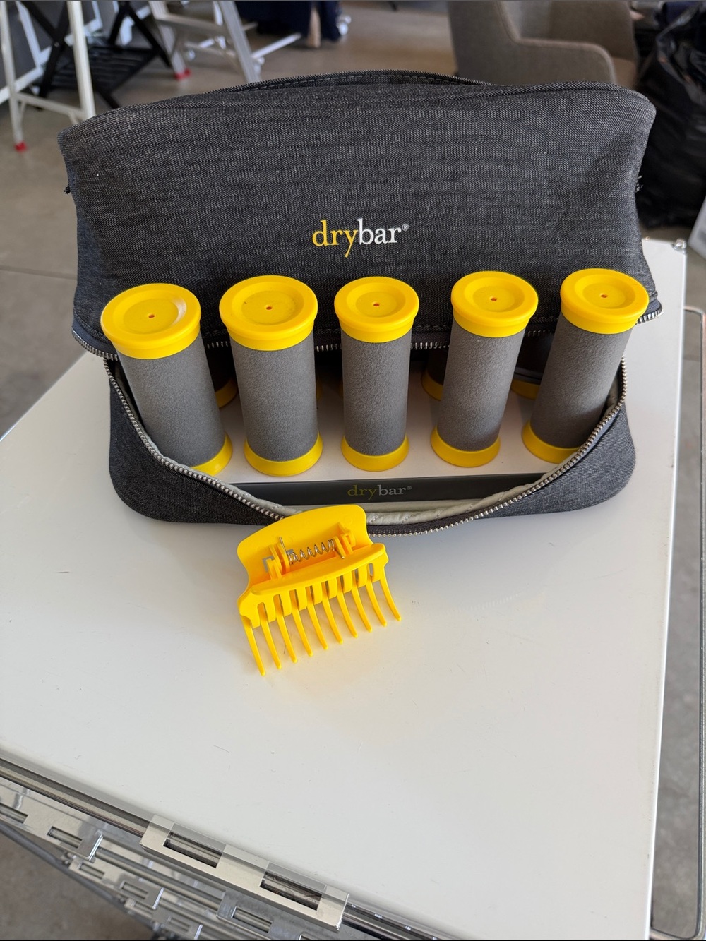 Accessories - likely Hair/Beauty items